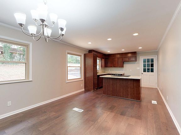 5th image of 3522 Plumwood Dr