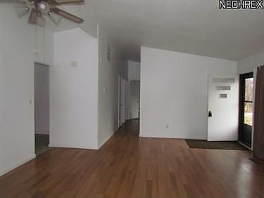 4th image of 2142 Gary Dr