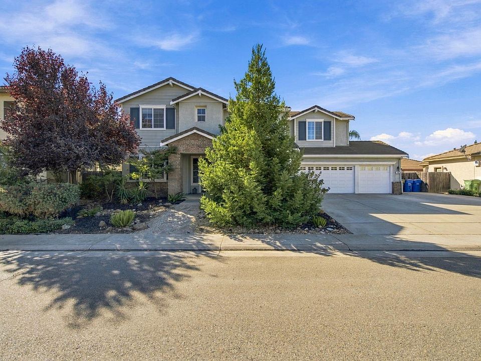 1st image of 976 Trafalgar Cir