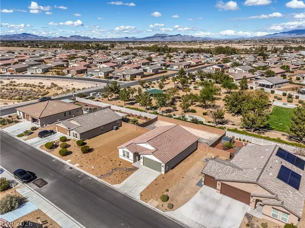 3812 E Chaffe Ave, Pahrump, NV 89061