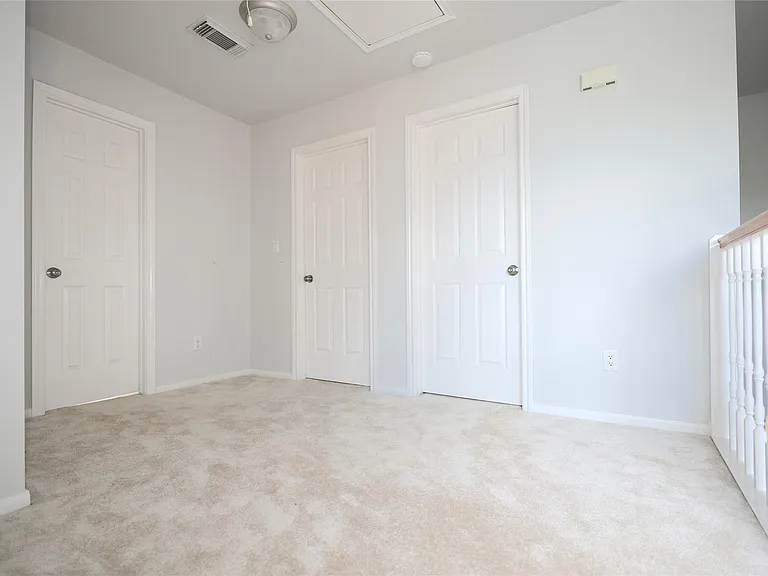 3229 Continental Dr — Photo 14