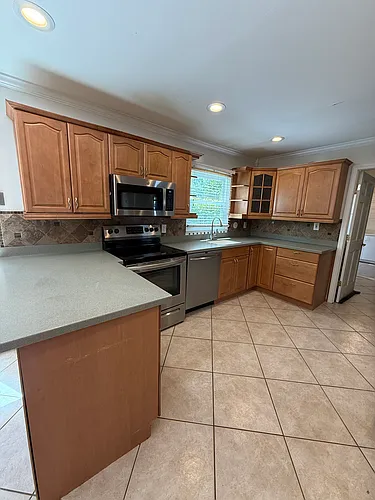 6 Stockton Ln Photo 1