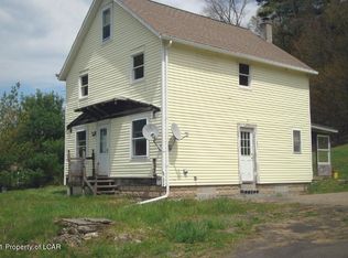 443 Old Mill Rd, Dallas, PA 18612