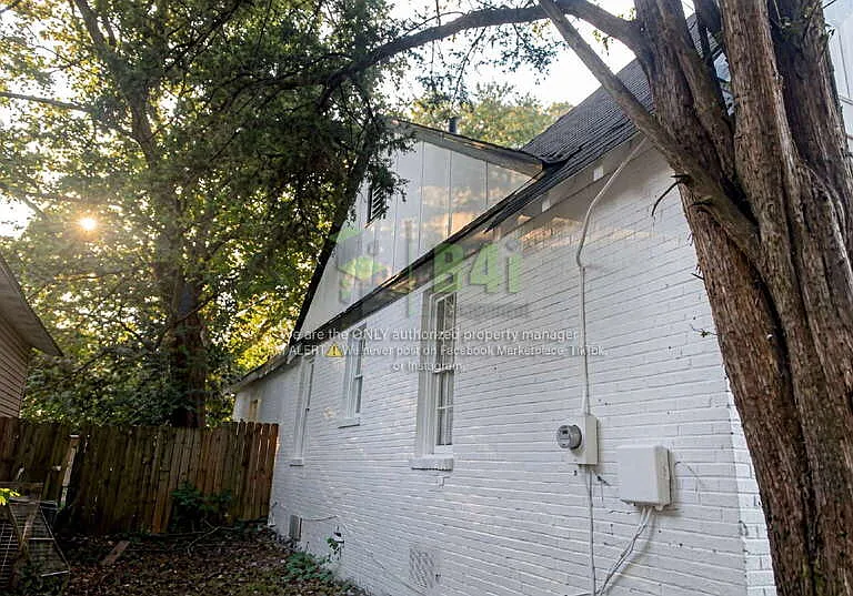1111 Henry Ave — Photo 13