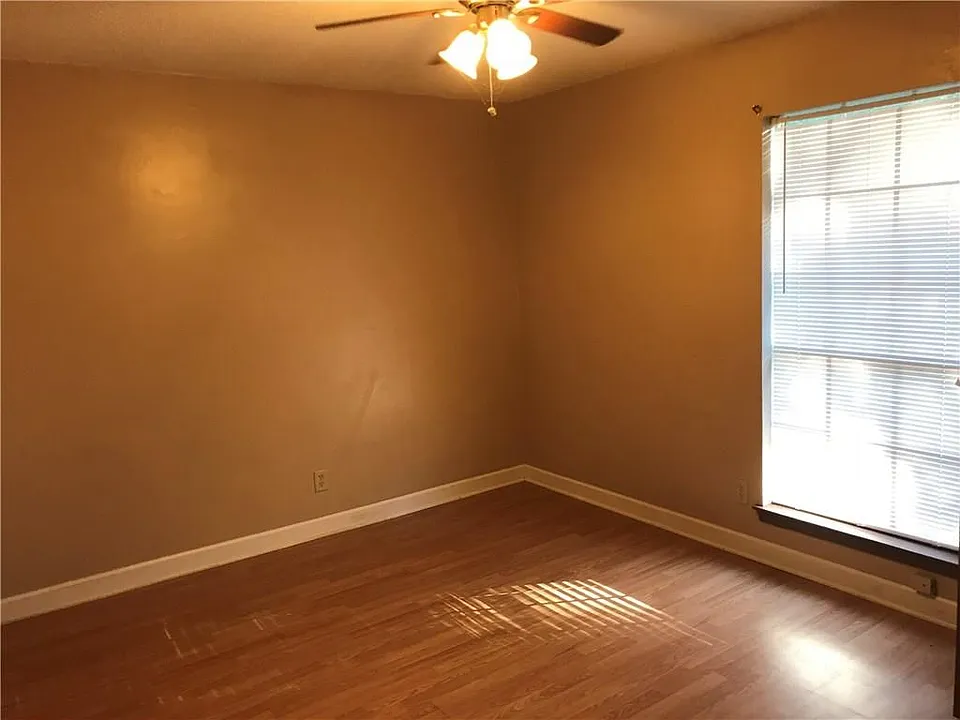 Right side Bedroom 1