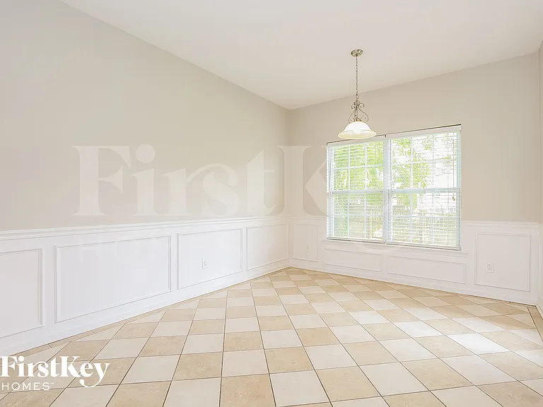 1934 Shafer Dr — Photo 6