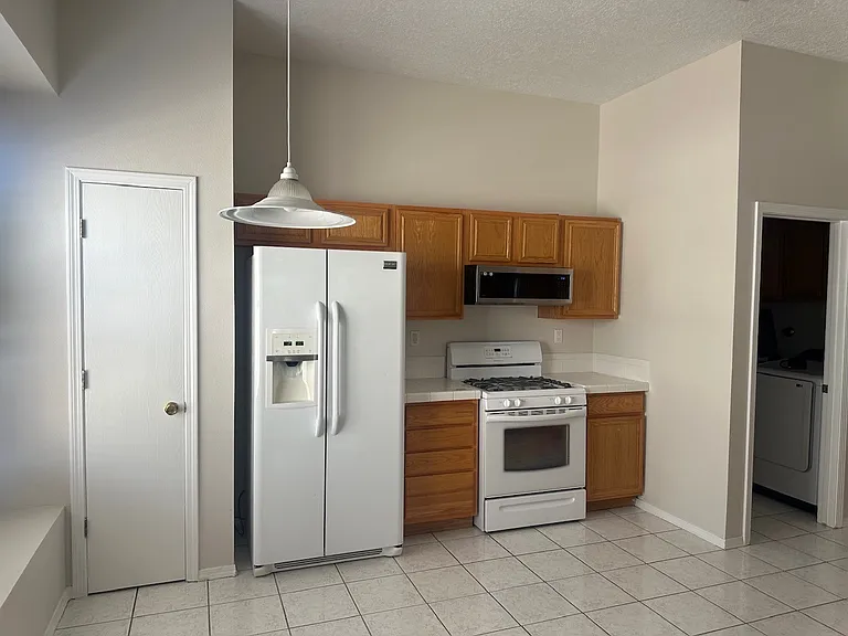 7300 Winslow Pl NW — Photo 4