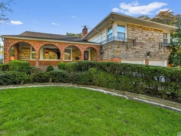 49-50 Horatio Pky image 1 of 20