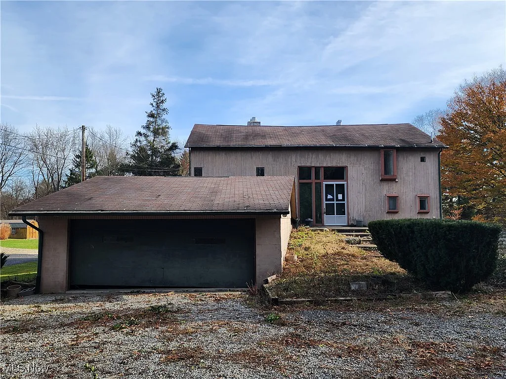 1551 Warner Rd photo 1