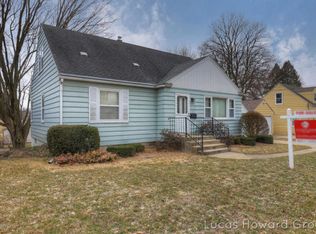 1028 Dorroll St NE, Grand Rapids, MI 49505