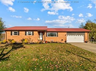104 Lynn Knls, Scott Depot, WV 25560