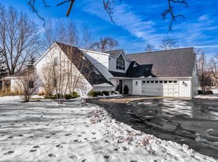 22563 N Ruth Ct, Kildeer, IL 60047