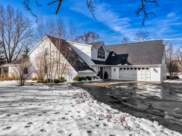 22563 N Ruth Ct, Kildeer, IL 60047