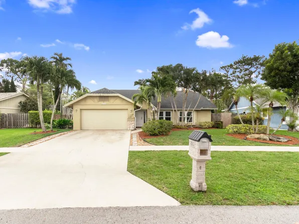 806 Foresteria Avenue, Wellington, FL 33414