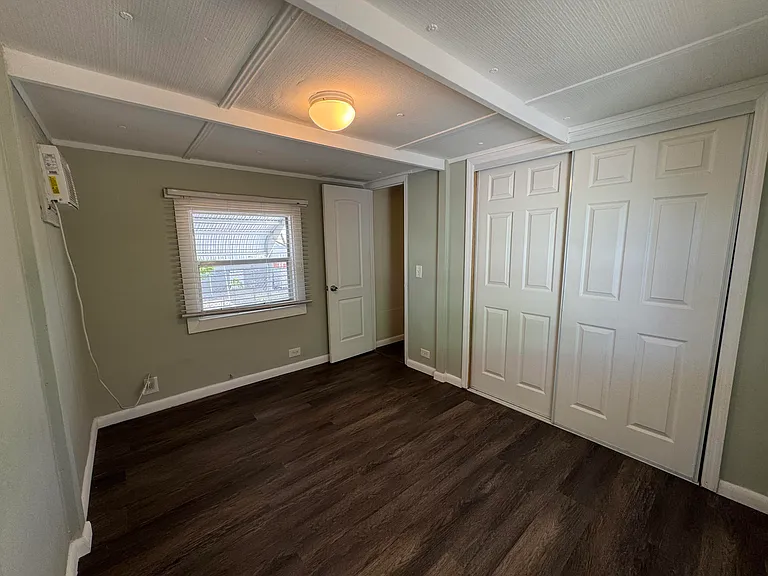 245 Lee Ave — Photo 4