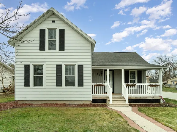 313 Arthur St, Pinconning, MI 48650
