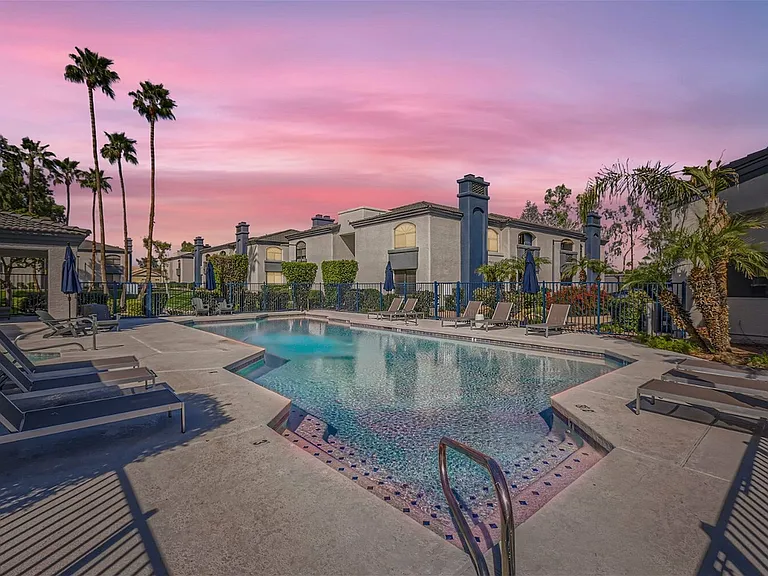Rise Suncrest — Photo 41