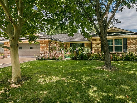 5th image of 7204 Montague Dr