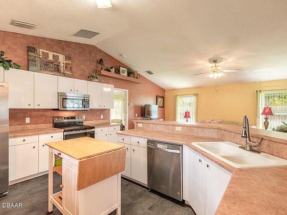 2nd image of 2919 Oak Lea Dr