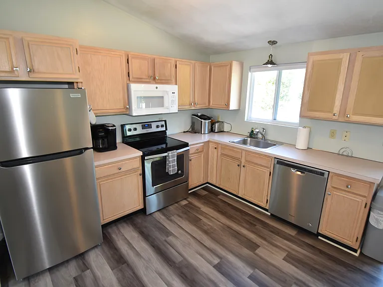 52 Meadowrue Trl — Photo 6