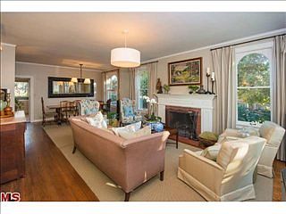 2nd image of 1024 Chautauqua Blvd