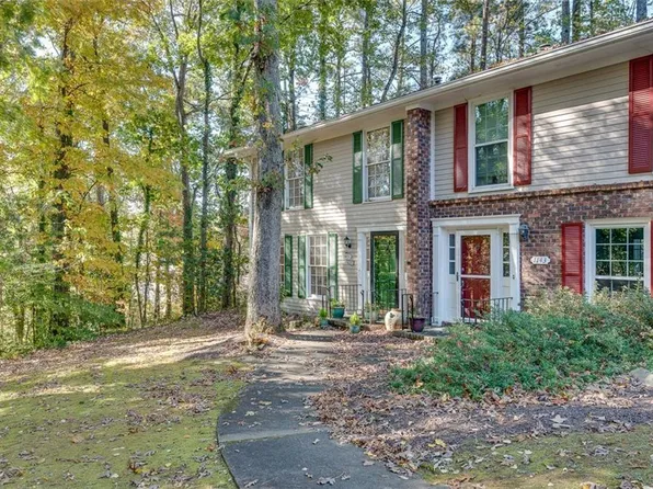 1145 Kingstown Ct, Decatur, GA 30033