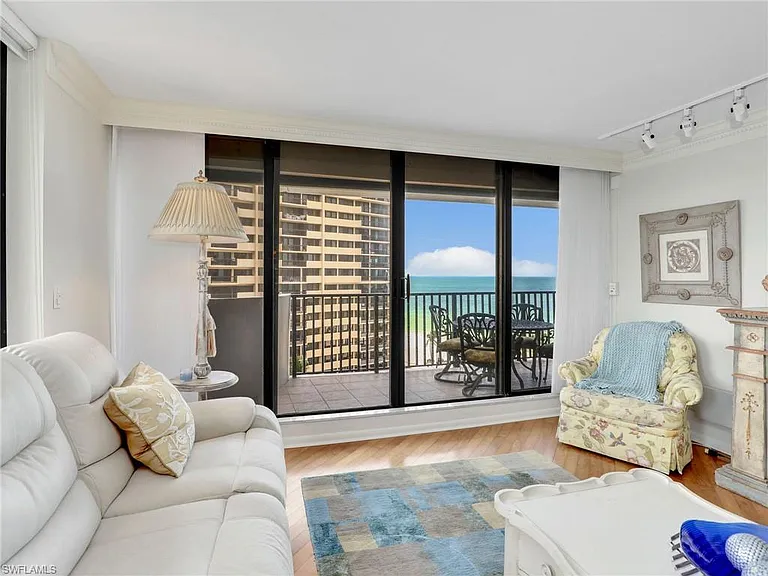 4005 Gulf Shore Blvd N #800 — Photo 15