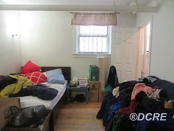 3rd image of 4630A N Ashland Ave APT Agw