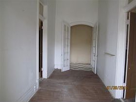 2nd image of 319 Mission St