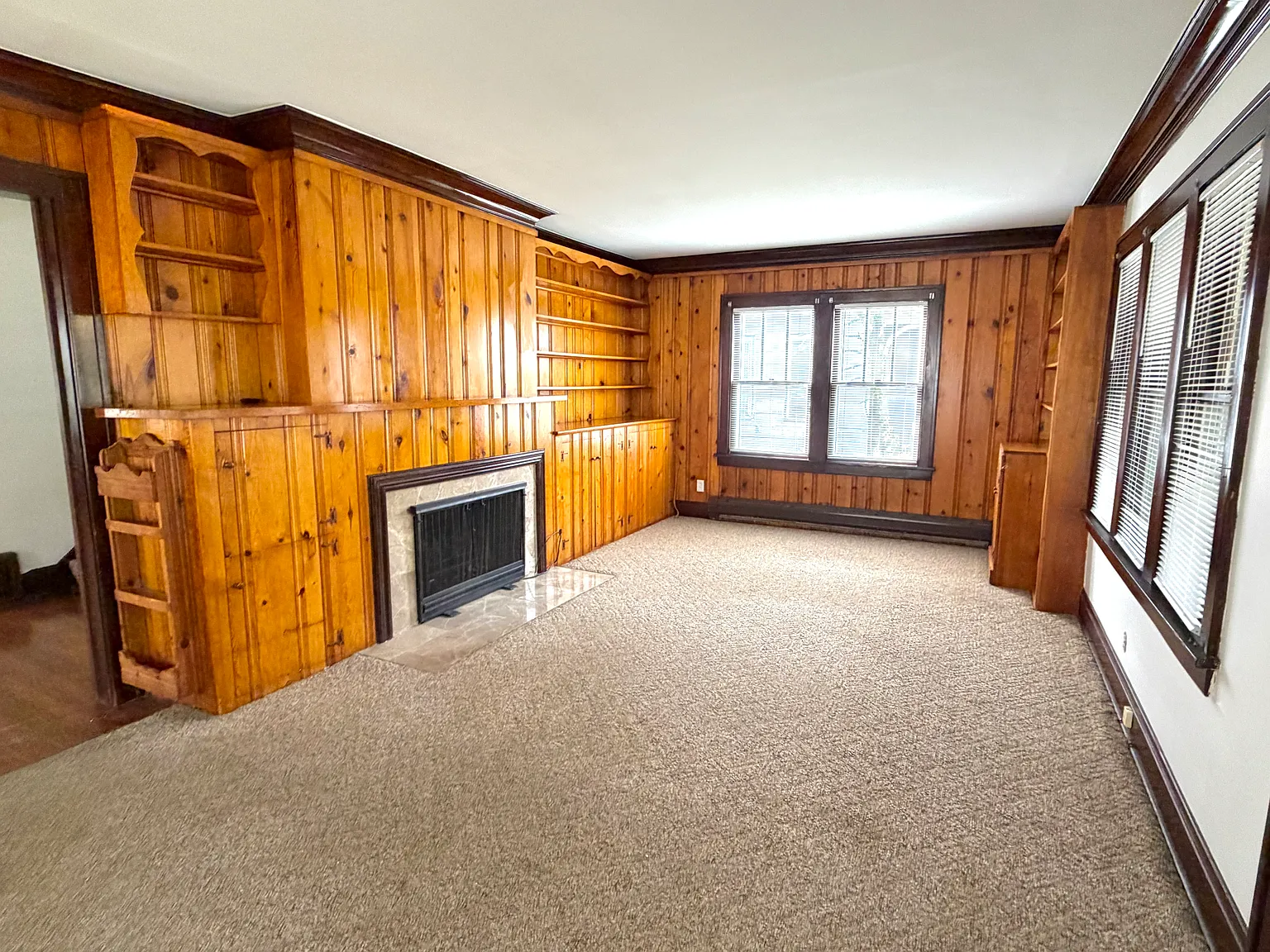 2 bed, 1371 sqft, $1,400 — Photo 4