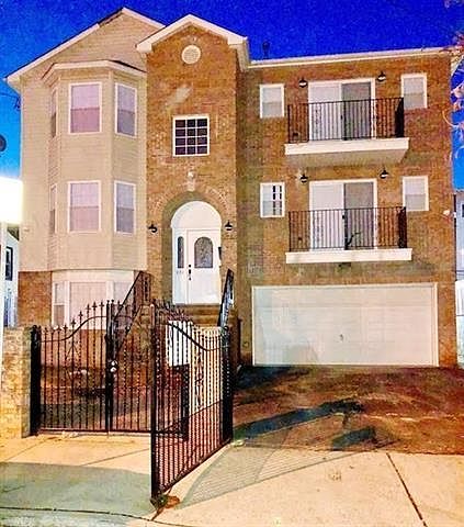 1st image of 696-698 N 5th St Unit 3