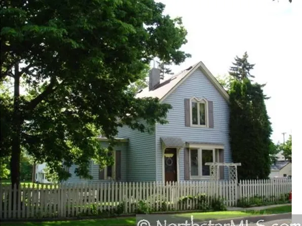 121 2nd St S, Delano, MN 55328