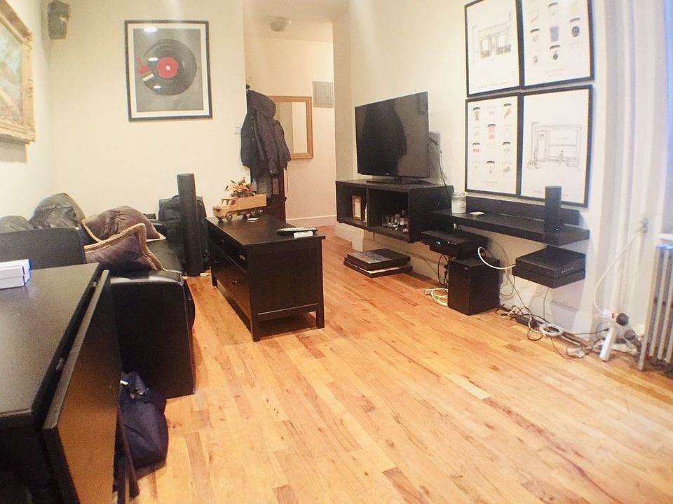 1st image of 70 Kenmare St #1