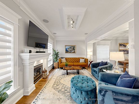4th image of 174 Royal Valley Dr