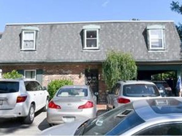 6321 S Robertson St #6321