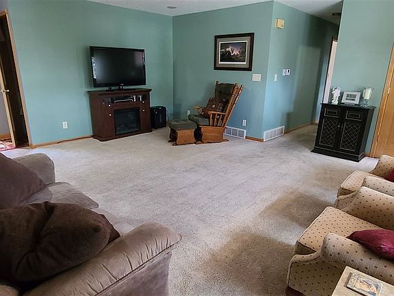 4th image of 503 N Hartwell Ave