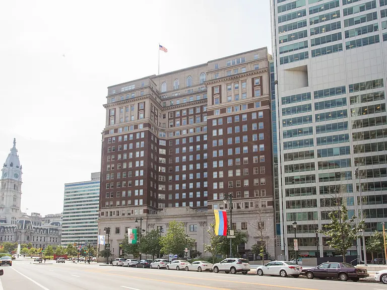 1600 Arch St — Photo 16