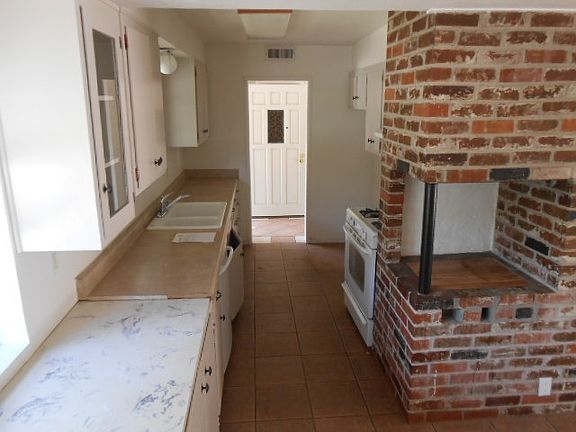 3rd image of 4001 Norris Ave