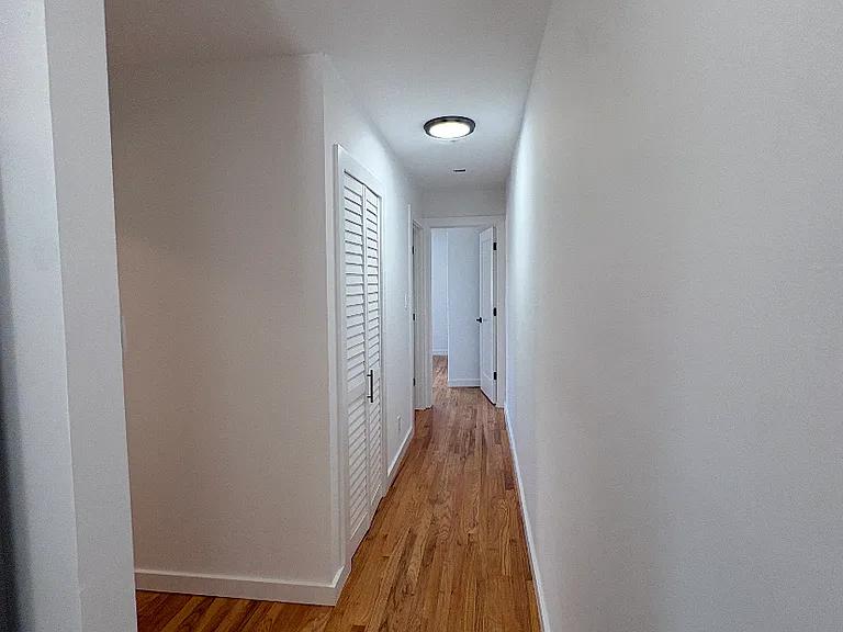 Emerson Ave — Photo 15
