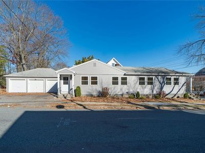 886 Hope St, Providence, RI, 02906