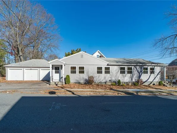 886 Hope St, Providence, RI 02906