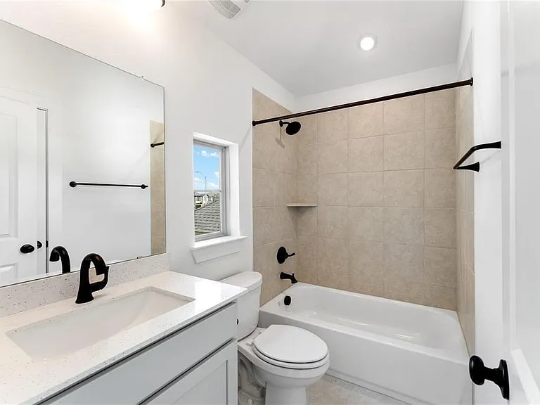 29751 Bur Creek Ln — Photo 33