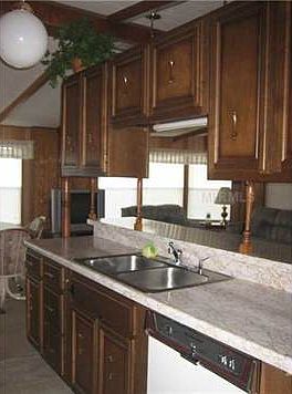 5th image of 37 Woodland Cir