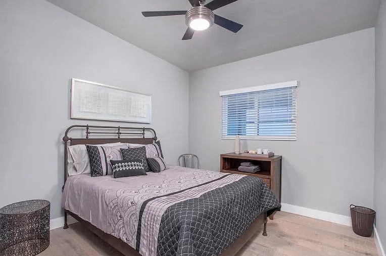 7508 E Highland Ave — Photo 9