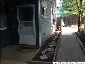 17 Pond Way  image 1 of 19