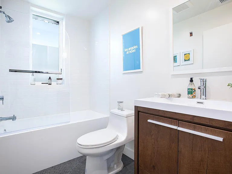 1141 Mohawk St #402 — Photo 3