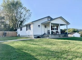 29741 Mayo Trail Rd, Catlettsburg, KY 41129