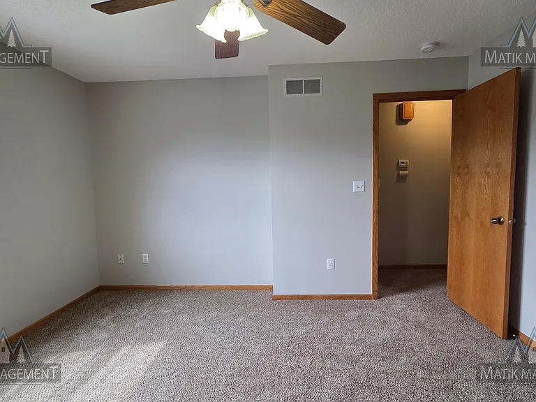5605 Nancy Ln NW — Photo 47