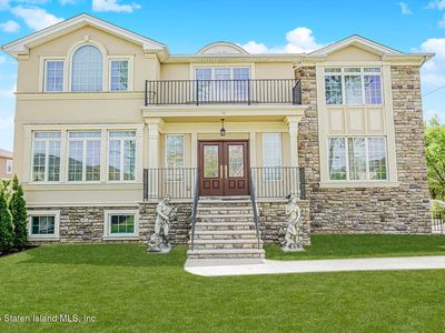 70 Bayside Ln, Staten Island, NY, 10309