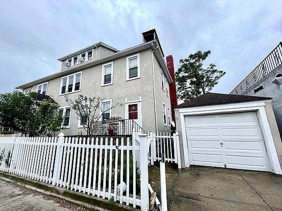 2nd image of 4916 Surf Ave